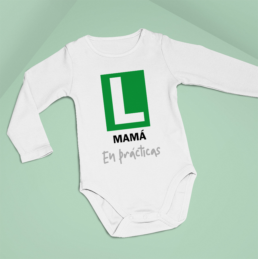 Body bebé manga larga “MAMÁ en prácticas”