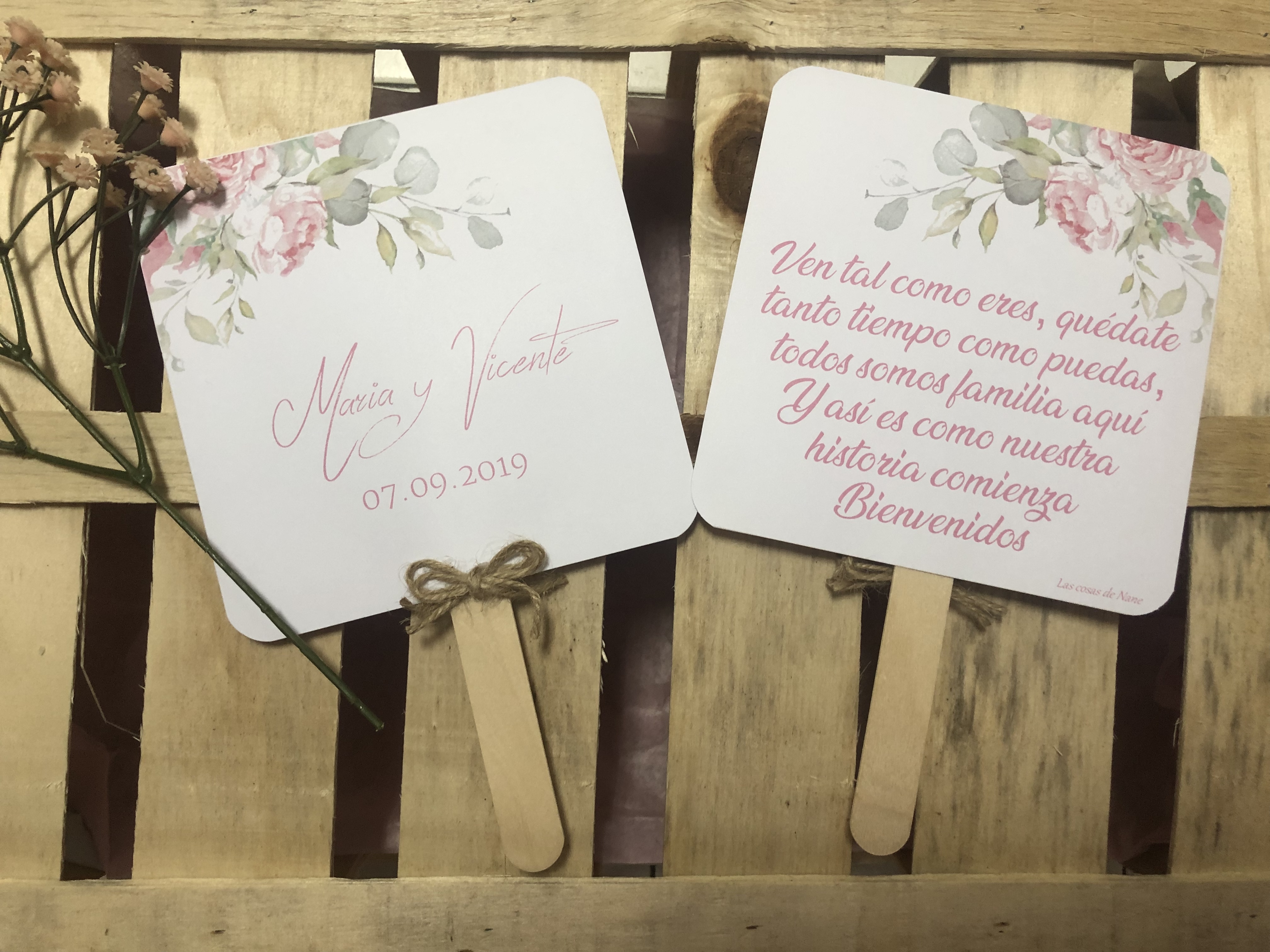 Pai pai boda flores rosa claro y hojas