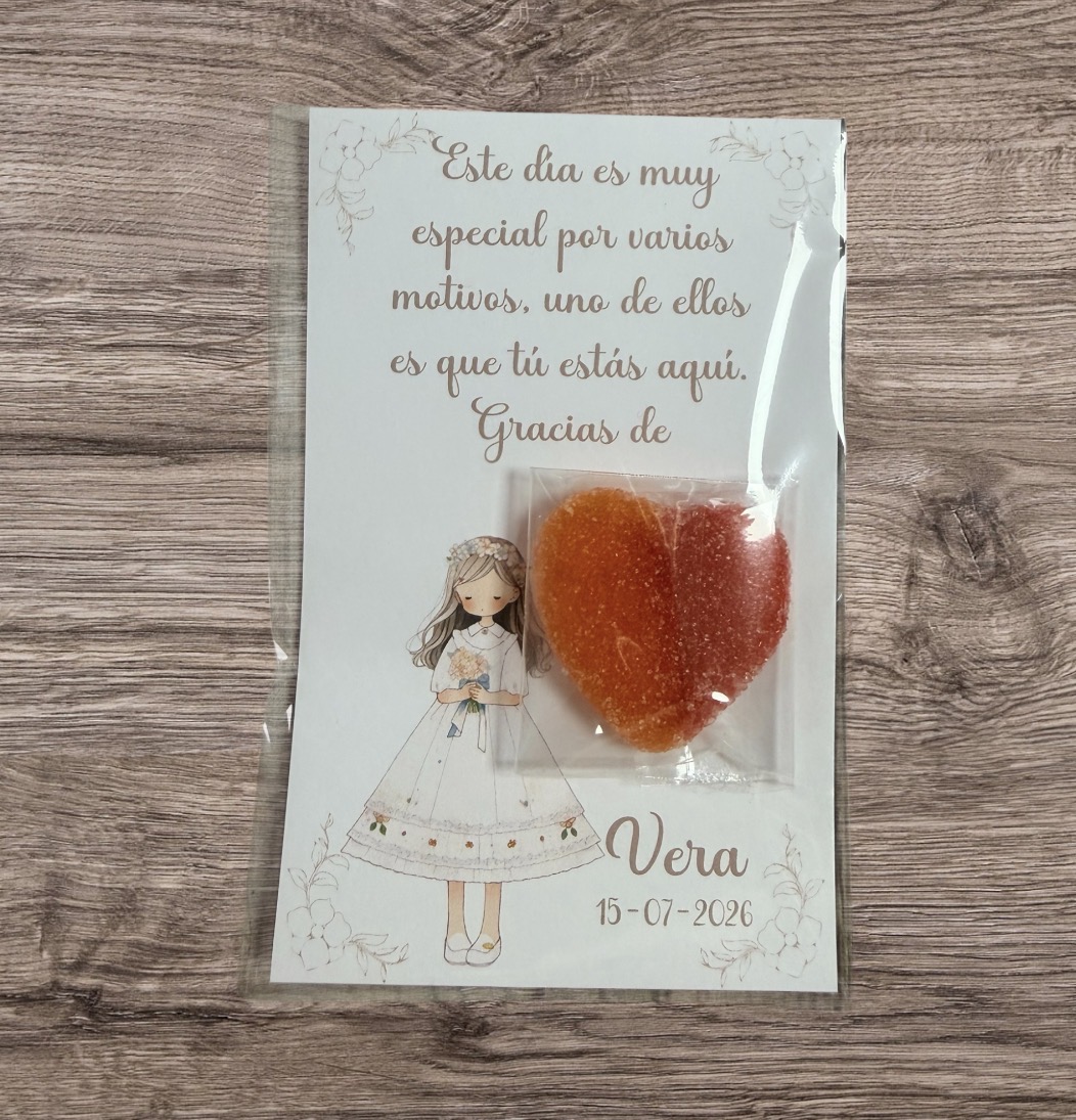 Tarjeta de agradecimiento con gominola niña ramo flores