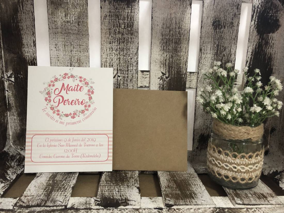 Invitación niña corona flores