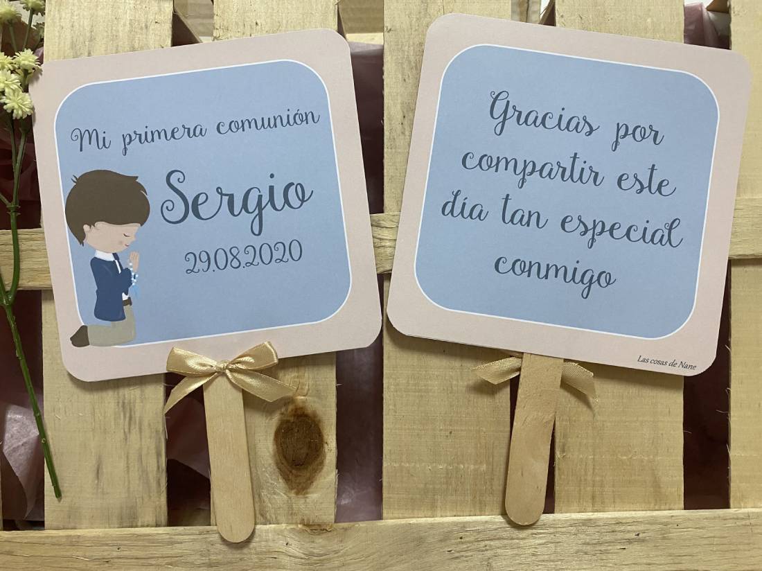 Pai pai comunión niño rodillas