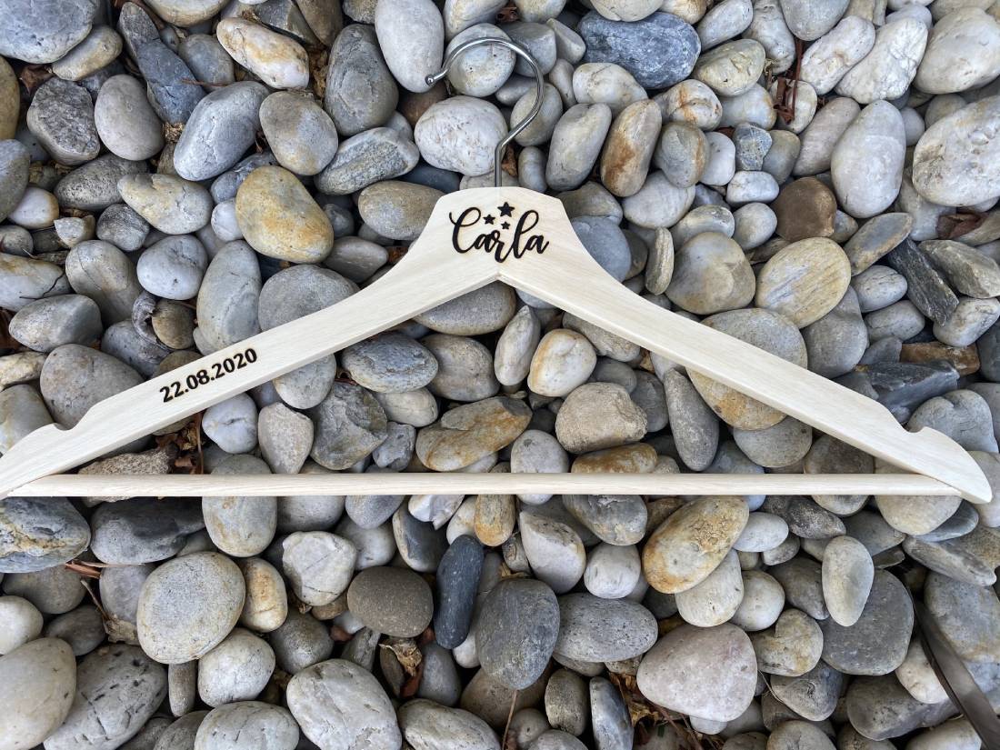 Percha personalizada estrellas comunión
