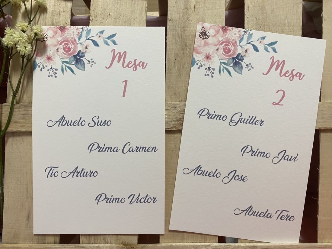 Seating plan flores rosas y hojas