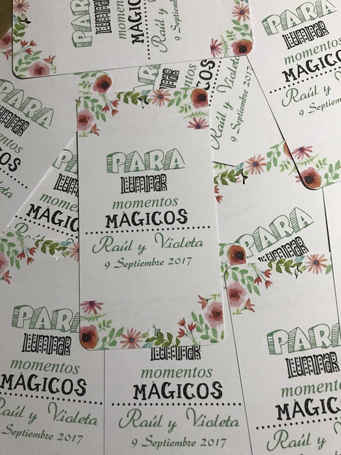 Tarjeta bengala fondo flores acuarela verde