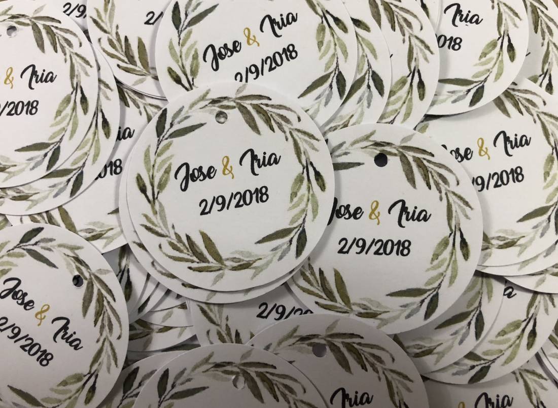 Tarjeta para detalles fondo corona olivo