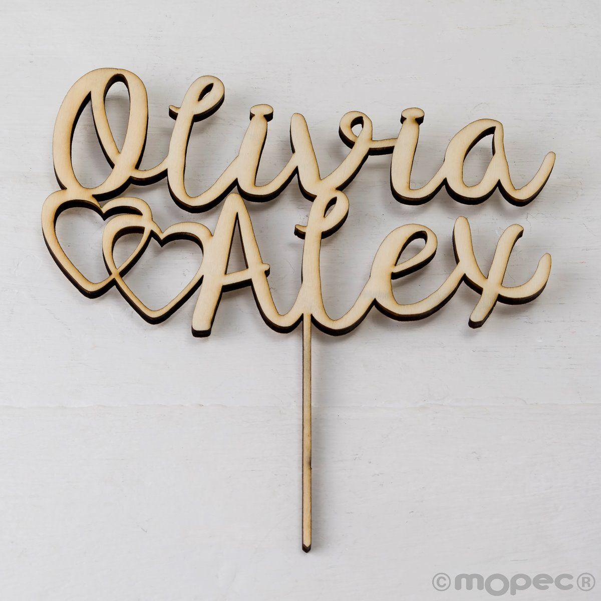 Cake topper de madera, nombres y corazones W170